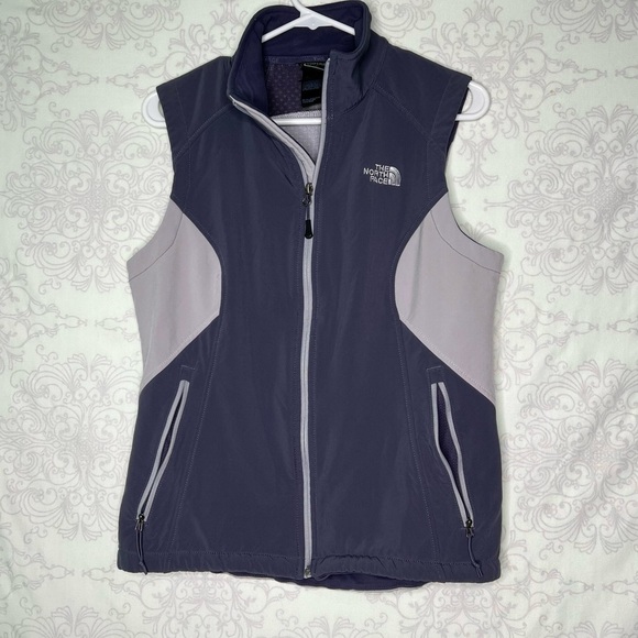 The North Face Jackets & Blazers - The North Face Zip Front Cozy Vest Size Medium
